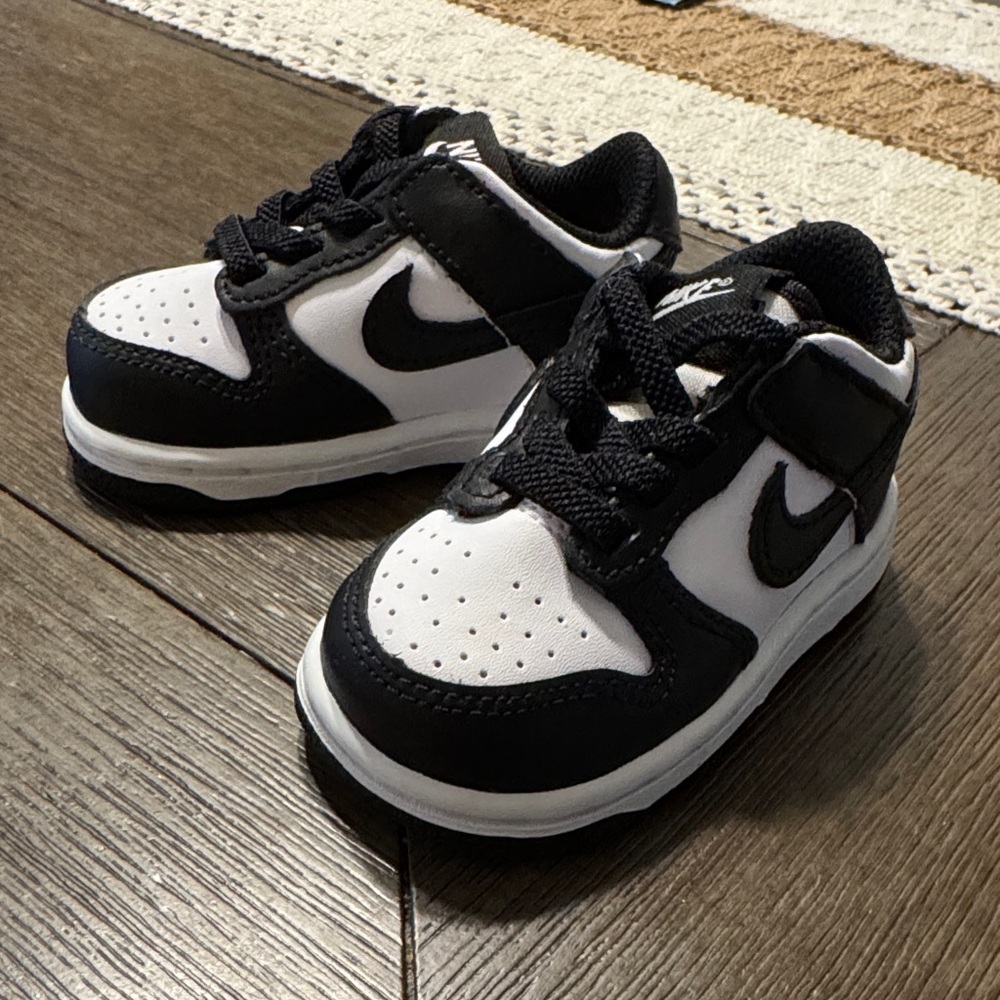 Nike Kids Black and White Sneakers